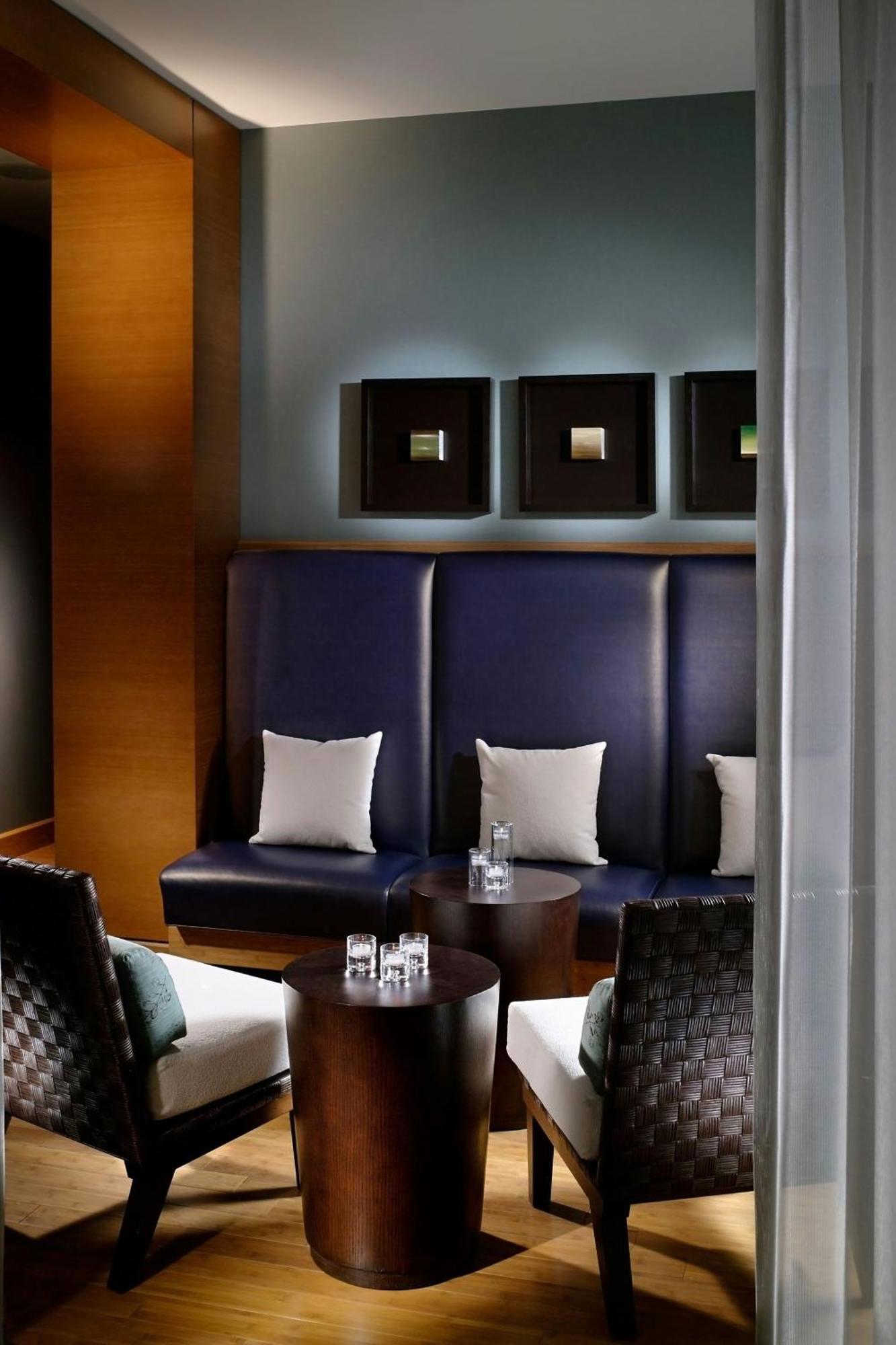 Marriott Marquis Hotel